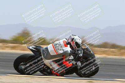 media/Apr-10-2022-SoCal Trackdays (Sun) [[f104b12566]]/Turn 3 Inside (1150am)/